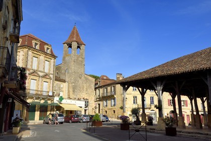 France, Dordogne, Perigord Noir, Belves, labelled Les Plus Beaux Villages de France (The Most Beautiful Villages of France), the Filhols Tower of 11th century housing the tourist office on Place d'Armes and 15th century covered market