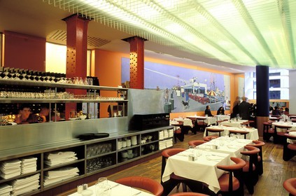 Royaume-Uni, Londres, restaurant The Bank, Aldwych Street