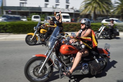 France, Var (83), Presqu'Ile de Saint-Tropez, Cogolin, défilé de Harley pour l'Eurofestival, plus gros rassemblement de Harley-Davidson d'Europe