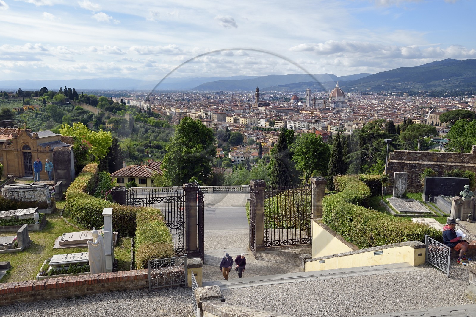 Italie, Toscane, Florence, centre historique classé Patrimoine Mondial de l'UNESCO, vue panoramique de la ville depuis la basilique San Miniato al Monte