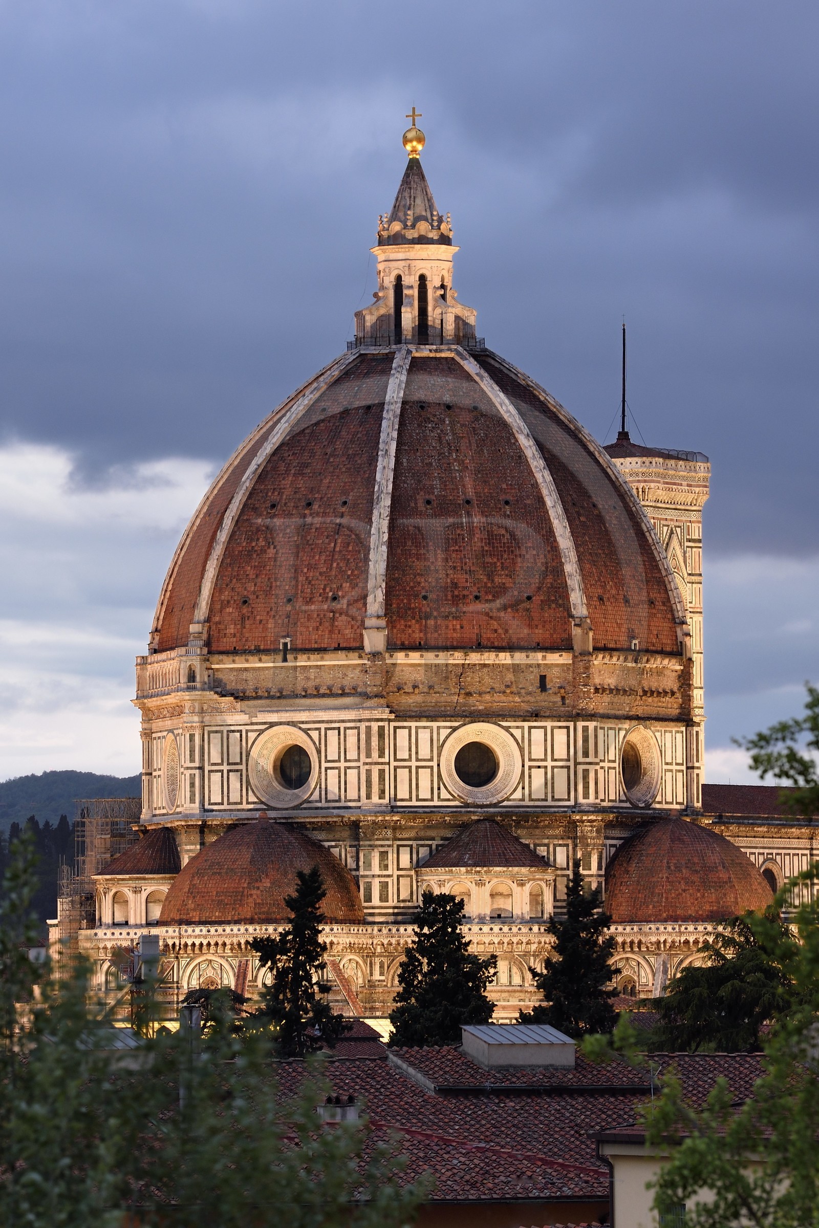Italy, Tuscany, Florence, listed as World Heritage by UNESCO, the Duomo Santa Maria del Fiore at dusk