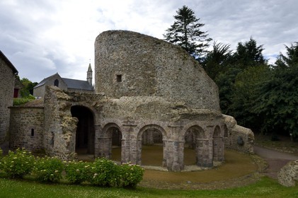 France, Côtes-d'Armor (22), Temple de Lanleff, ancienne chapelle du XIème siècle bati par les Templiers sur le modèle du Saint Sépulcre de Jérusalem