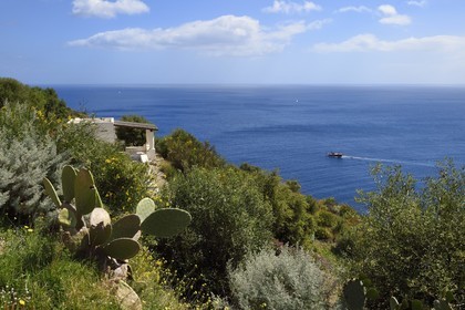 Italy, Sicily, Aeolian Islands, listed as World Heritage by UNESCO, Lipari Island, traditional house on the south-east coast