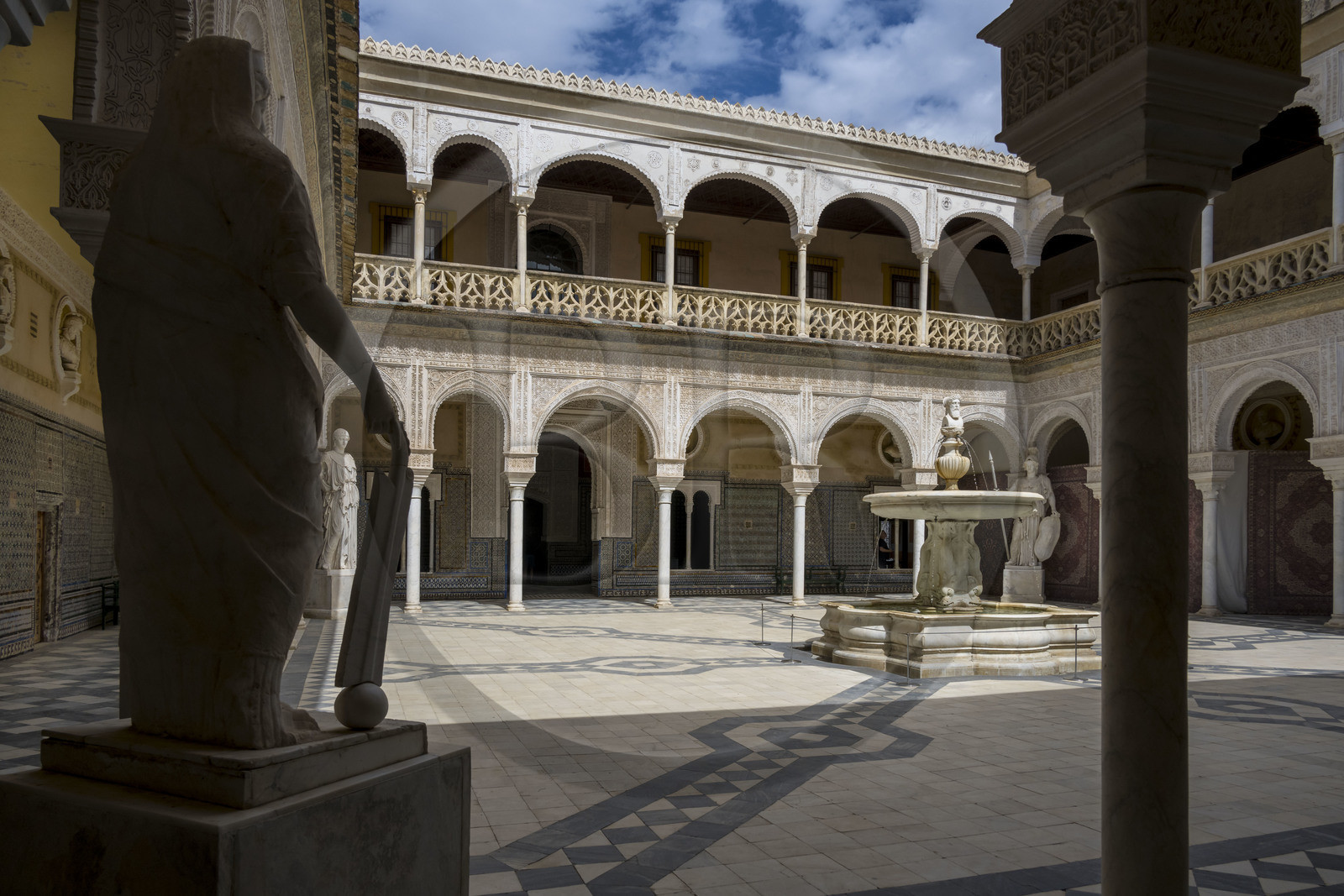 Espagne, Andalousie, Séville, la Casa de Pilatos (la maison de Pilate), palais de style mudéjar, le patio principal