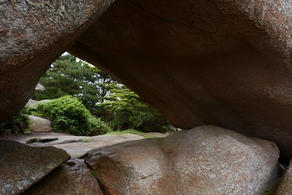 France, Cotes-d'Armor, Cote de Granit Rose (the Pink Granite coast), Tregastel, granite rocks on Renote island