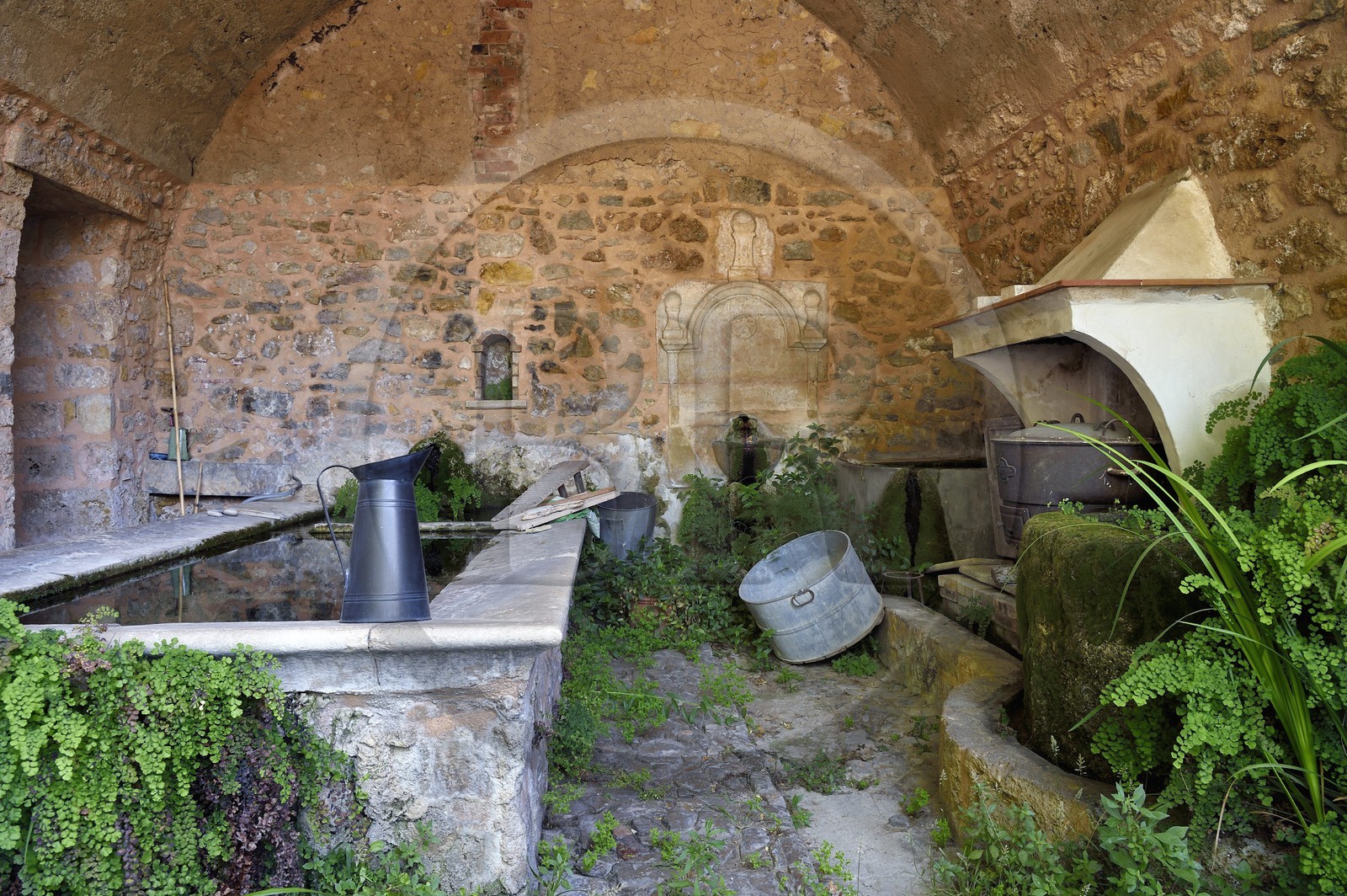 France, Var (83), Provence Verte, Barjols, lavoir de l'ancien hospice Saint-Joseph