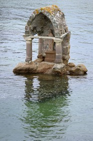 France, Cotes-d'Armor, Cote de Granit Rose (the Pink Granite coast), Ploumanach, oratory of St Guirec on the beach St Guirec in high tide