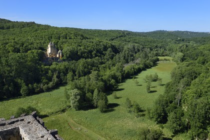 France, Dordogne (24), Périgord Noir, Les Eyzies-de-Tayac-Sireuil, vallée de la Beune, Chateau de Commarque
