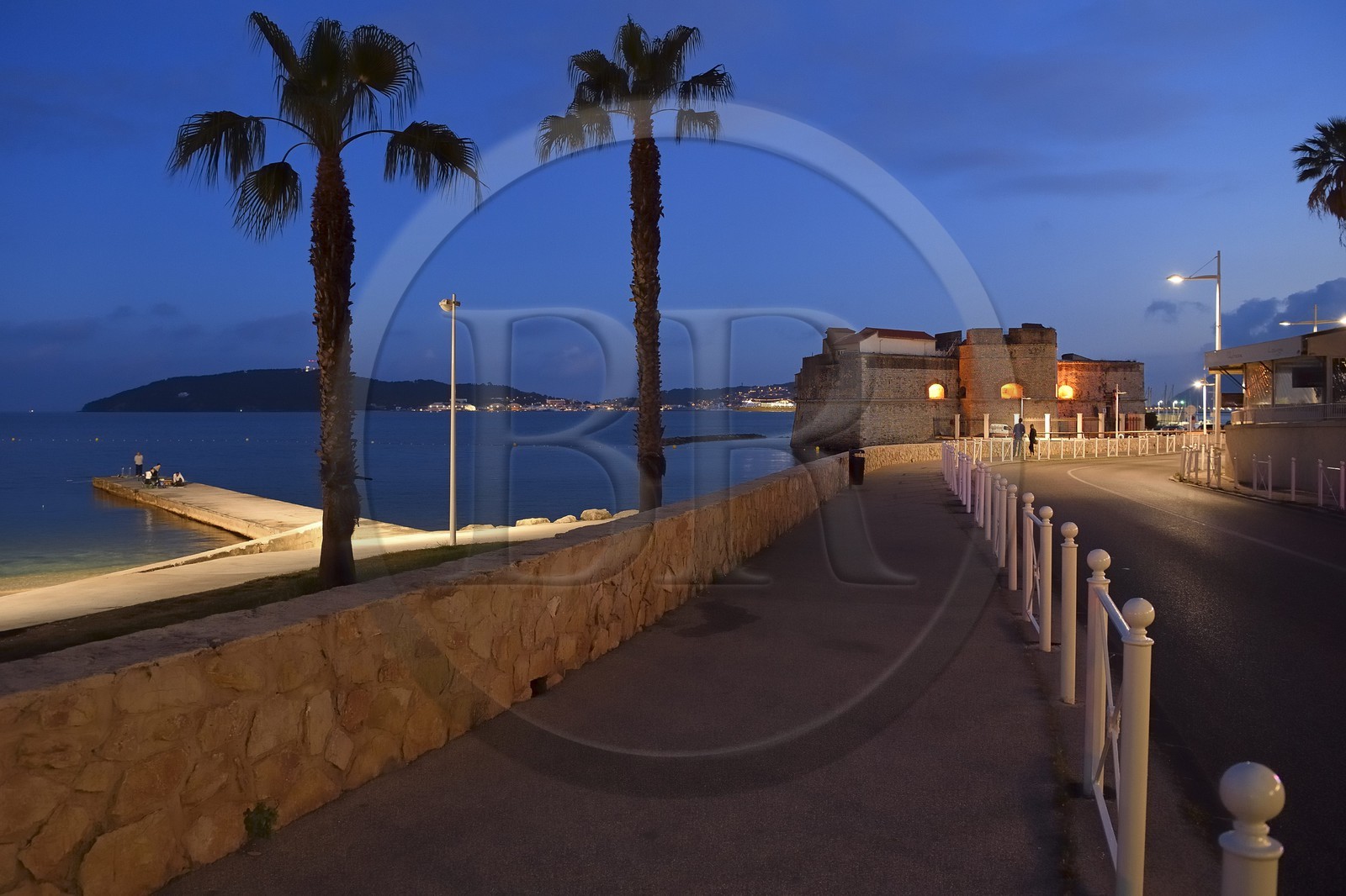 France, Var (83), Toulon, corniche, le Fort Saint-Louis dans le quartier du Mourillon