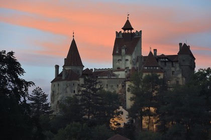 Roumanie, Transylvanie, région de Brasov, chateau de Bran du XIIIème siècle associé dans la mémoire collective à Vlad III l'Empaleur et au personnage de Dracula qu'il a inspiré