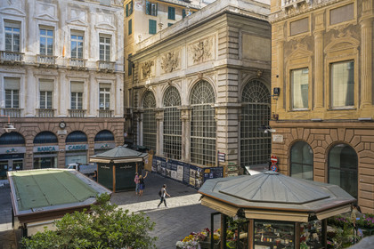 Italy, Liguria, Genoa, Piazza Banchi, the Loggia dei mercanti (Loggia of the Merchants) which became the first Borsa Merci e Valori (Commodity and Value Exchange) in Italy in 1855