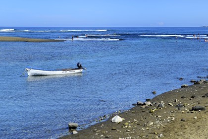 France, Ile de la Reunion, Cote Ouest, Etang-Salé les bains, bassin Pirogue