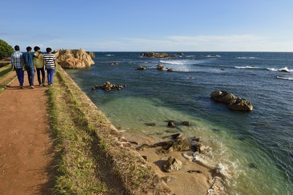 Sri Lanka, Province du Sud, Fort de Galle, classé Patrimoine Mondial de l'UNESCO, remparts maritimes de la ville fortifiée