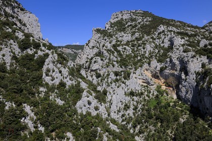 France, Pyrénées-Orientales (66), les gorges de Galamus, l'ermitage Saint-Antoine de Galamus