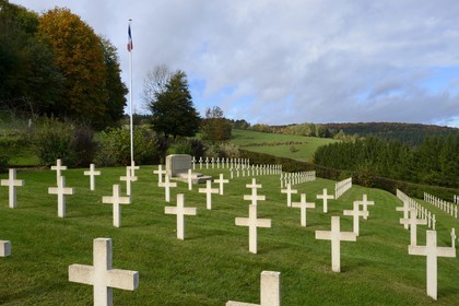 France, Meuse (55), Parc régional de Lorraine, Cotes de Meuse, Saint-Remy-la-Calonne, Nécropole nationale où repose l'écrivain Alain-Fournier