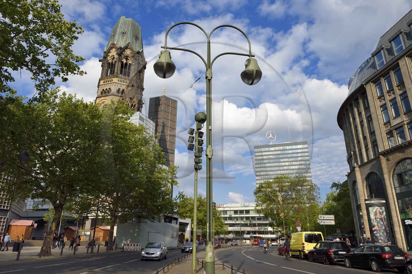 Allemagne, Berlin, quartier Tiergarten, Breitscheidplatz, Kaiser-Wilhelm-Gedächtniskirche (église du Souvenir de l'Empereur Guillaume)