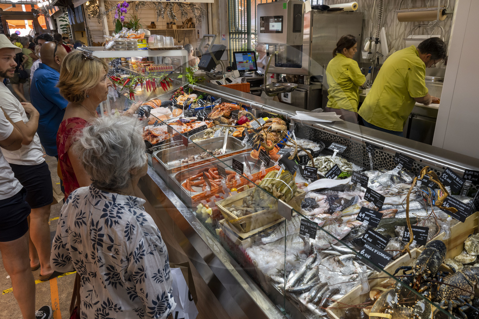 France, Alpes-Maritimes (06), Menton, marché couvert, halle municipale