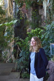 France, Charente-Maritime (17), La Rochelle, Ambre Bénier Coutant, Directrice Générale de l'Aquarium La Rochelle, Mention obligatoire, dans la serre tropicale