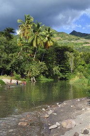 Caraïbes, Ile de la Dominique, Coulibistrie, Batalie Beach et estuaire de la rivière Coulibistrie