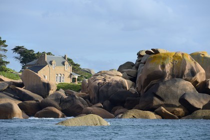 France, Cotes-d'Armor, Cote de Granit Rose (the Pink Granite coast), Perros Guirec, house of Ploumanach towards the Pointe de Squewel