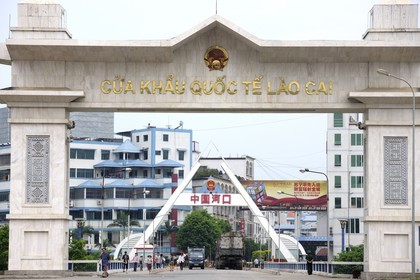 Vietnam, province de Lao Cai, ville de Lao Cai, poste frontière avec Hekou en Chine