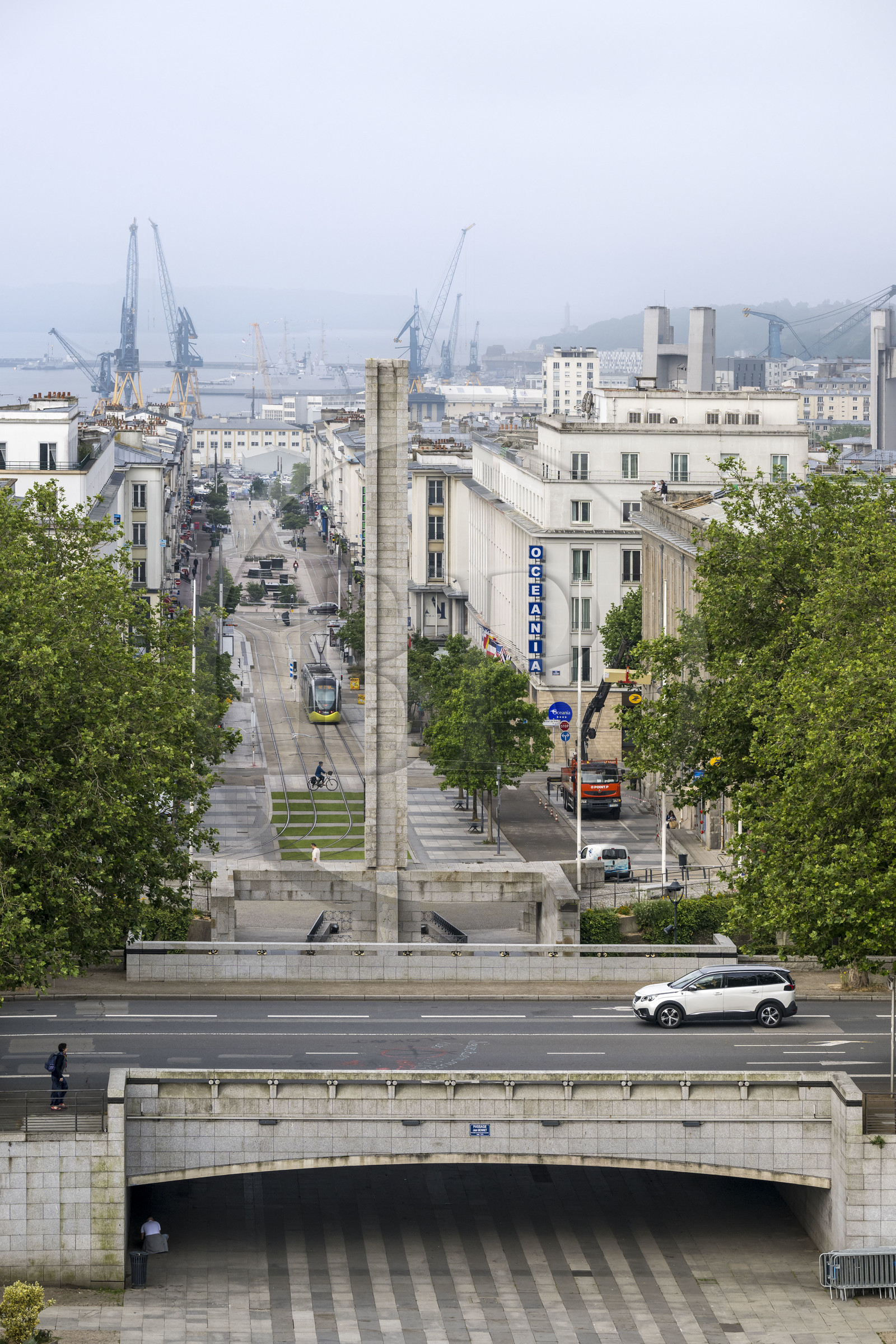 France, Finistère (29), Brest, la rue de Siam qui descent vers le port