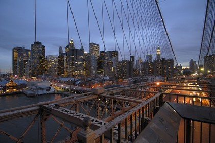United States, New York, Manhattan, Brooklyn Bridge and the south of Manhattan