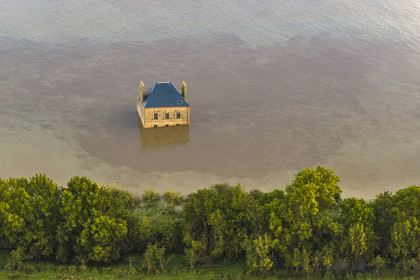 France, Loire Atlantique, Coueron, open-air contemporary art collection Estuaire, La Maison dans la Loire (The House in the Loire river) created by the artist Jean-Luc Courcoult (aerial view)