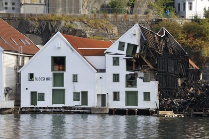 Norvège, Hordaland, Bergen, maison en bois historique après un incendie dans le quartier de Skutetiken