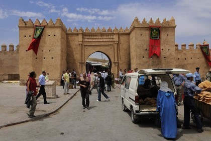 Maroc, région de l'Oriental, Oujda, la porte de la médina Bab Sidi Abdel Wahab