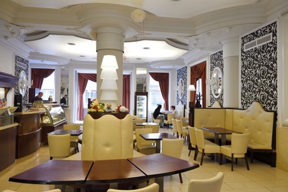 République Tchèque, Prague, Nove Mesto, le salon de thé et patisserie Cukrarna sur Vodickova 31