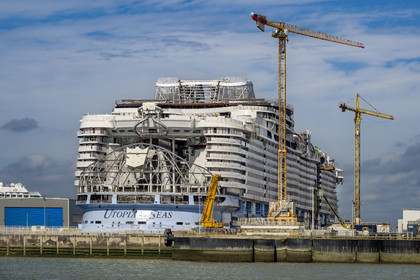 France, Loire Atlantique, Saint Nazaire, the Chantiers de l'Atlantique, giant cruise liner under construction