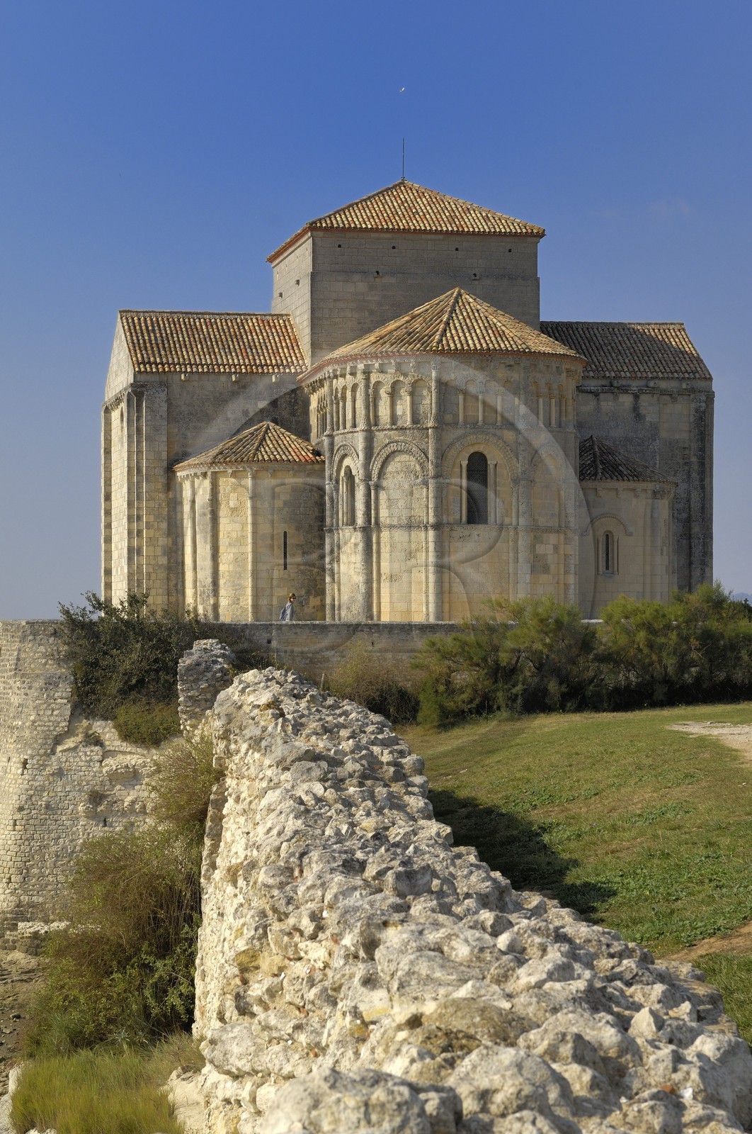 France, Charente-Maritime (17), Talmont-sur-Gironde, labelisé Les plus beaux Village de France, église Sainte-Radegonde