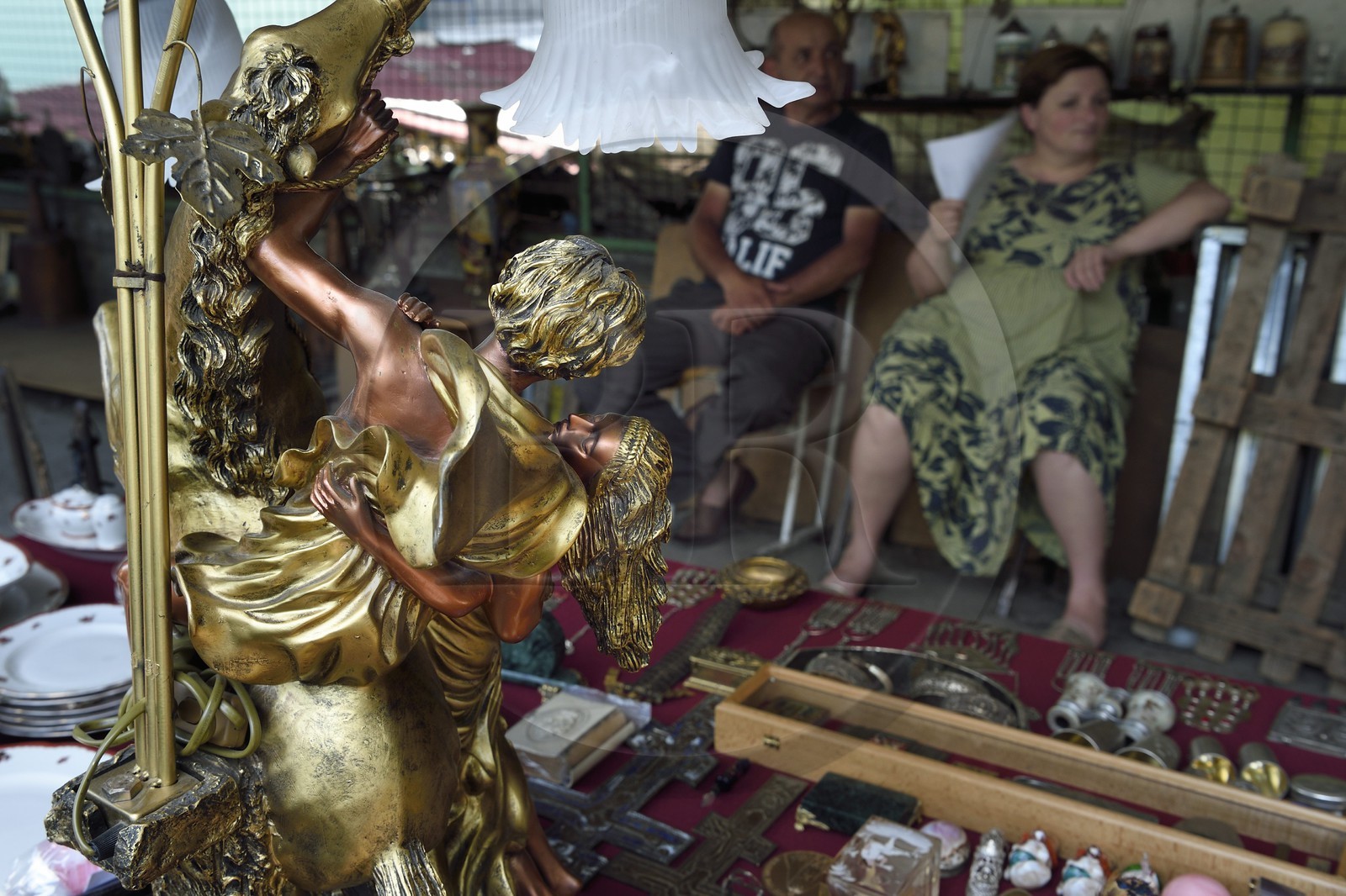 Géorgie, Tbilissi, grand marché aux puces dit du Pont Sec (Mshrali)