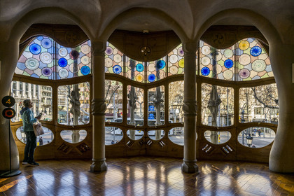 Spain, Catalonia, Barcelona, Eixample district, Passeig de Gracia, Casa Batllo by Catalan modernist architect Antoni Gaudi, UNESCO World Heritage site, central lounge and its glass roof with a sinuous profile designed to see without being seen using oculus placed in the lower part