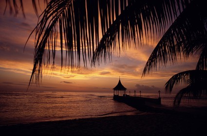 Jamaica, Montego Bay, sunset over the Half Moon hotel