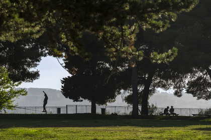 France, Alpes-Maritimes, Nice, listed as World Heritage by UNESCO, Slackline training in the Parc de la Colline du Chateau