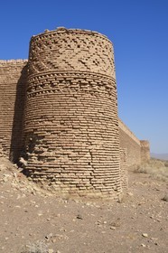 Iran, Province de Yazd, désert du Dasht-e Kavir, caravanserail de Saqand