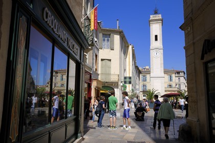 France, Gard (30), Nimes, place de l'Horloge au débouché de la rue de l'Aspic