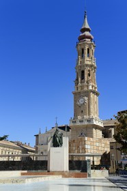 Spain, Aragon, Zaragoza, Plaza del Pilar, La Seo, San Salvador Cathedral