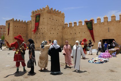 Morocco, Oriental Region, Oujda, water seller in front of Bab Sidi Abdel Wahab, the medina gate