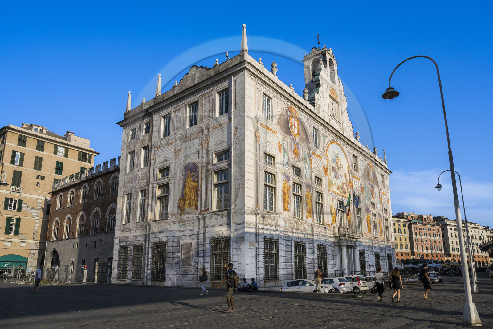 Italie, Ligurie, Gênes, le palais San Giorgio construit en 1260 orné des fresques de Carlo Braccesco dont Saint George combattant le dragon, Marco Polo en fut un illustre prisonnier et y dicta ses mémoires