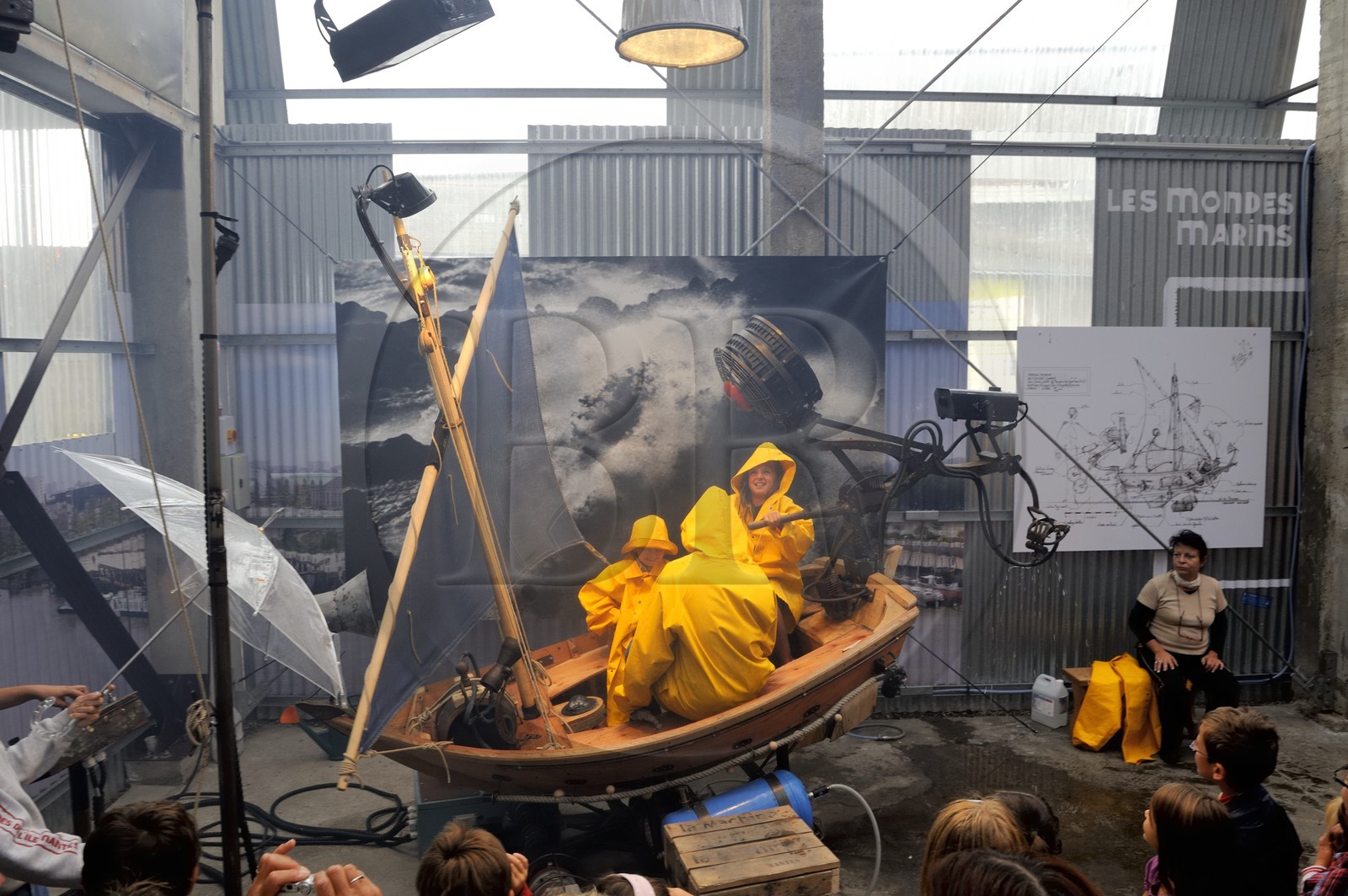 France, Loire-Atlantique (44), Nantes, l'Ile de Nantes, les hangars des anciens chantiers navals, les Machines de l'Ile, le bateau tempête, automate
