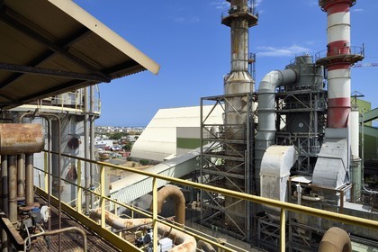 France, Ile de la Reunion, Saint-Louis, centrale thermique le Gol - Albioma qui produit de l'électricité avec les résidus de la canne à sucre pendant la campagne sucrière de l'usine sucrière du Gol