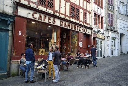 France, Pyrenees Atlantiques, Basque Country, Bayonne, facade of half-timbered building and sign of the roaster Cafés Ramuntcho