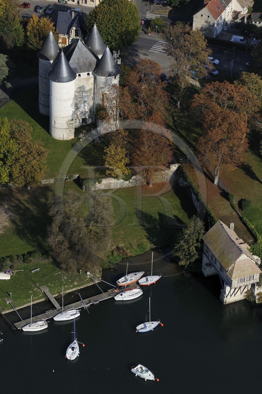 France, Eure (27), Vernon, Vernonnet, le Château des Tourelles (vue aérienne)