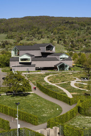 Allemagne, Bade-Wurtemberg, Weil am Rhein près de Bâle, le Vitra Campus, Vitra Haus, par les architectes Herzog et de Meuron (2010)