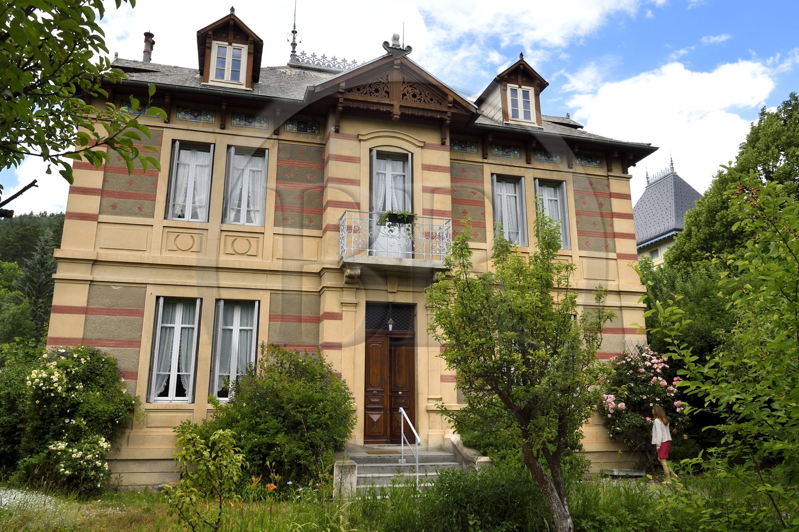 France, Alpes-de-Haute-Provence (04), vallée de l'Ubaye, Barcelonnette, villa mexicaine sur l'avenue de la Libération connue sous le nom de villa Chabrand, construite pour le barcelonnette, industriel et grand voyageur mais aussi naturaliste, collectionneur, chroniqueur, Emile Chabrand