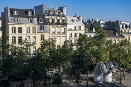 France, Paris, Les Halles Beaubourg district, the Centre Pompidou or Beaubourg, by architects Renzo Piano, Richard Rogers and Gianfranco Franchini, Beaubourg forecourt, air vents of the Centre Pompidou (National Centre for Art and Culture Georges-Pompidou)