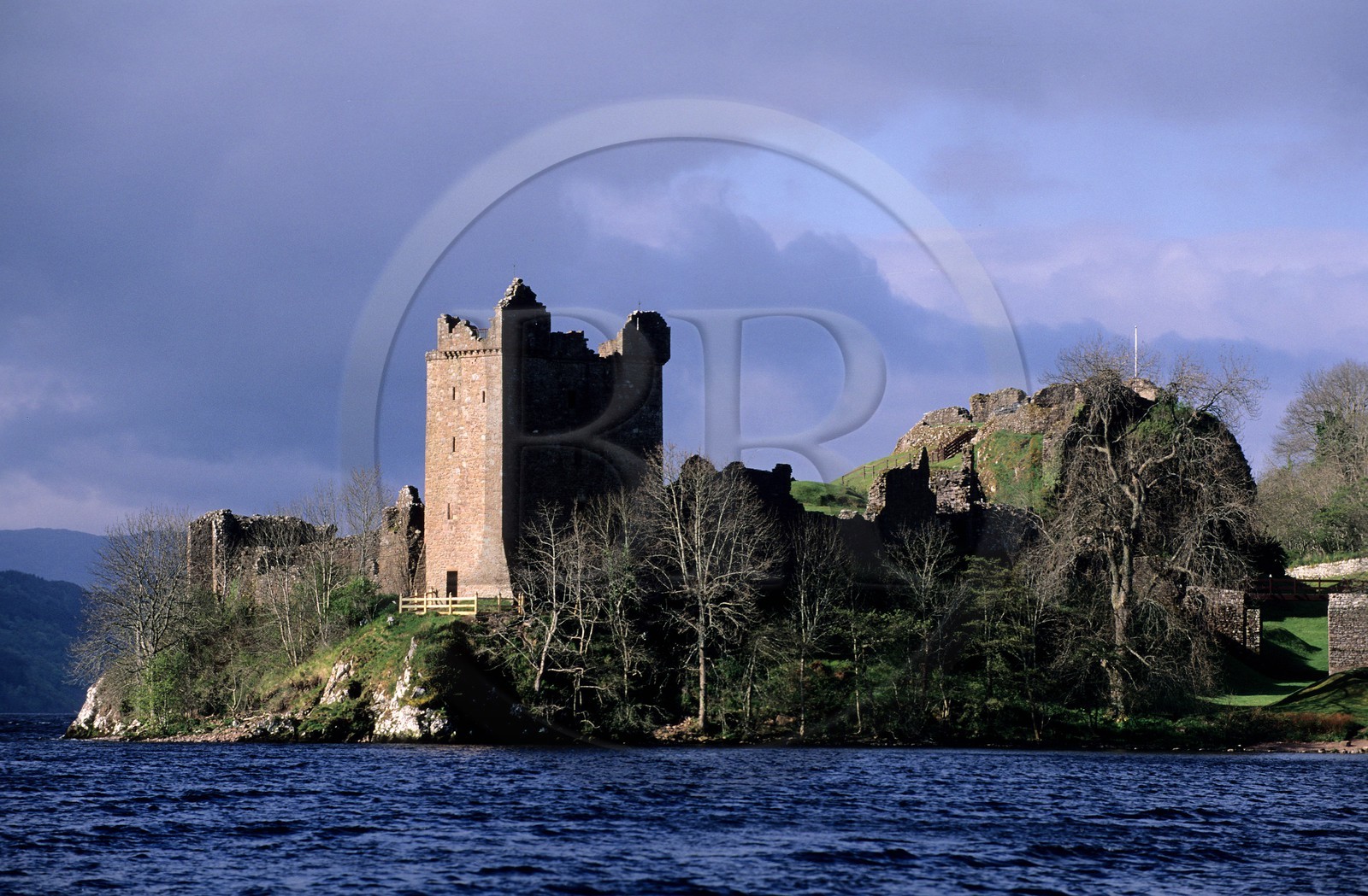 Royaume-Uni, Ecosse, Highlands, château Urquhart au bord du Loch Ness